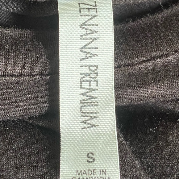 Zenana Peplum Top - Picture 7 of 9